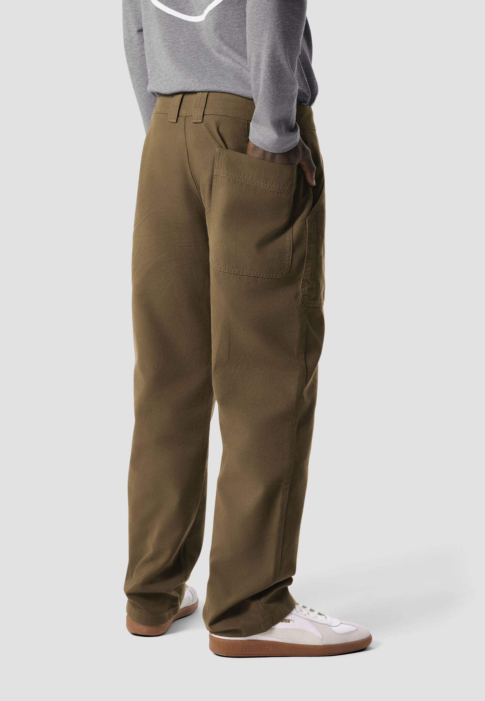 ARC HYBRID PANT - model
