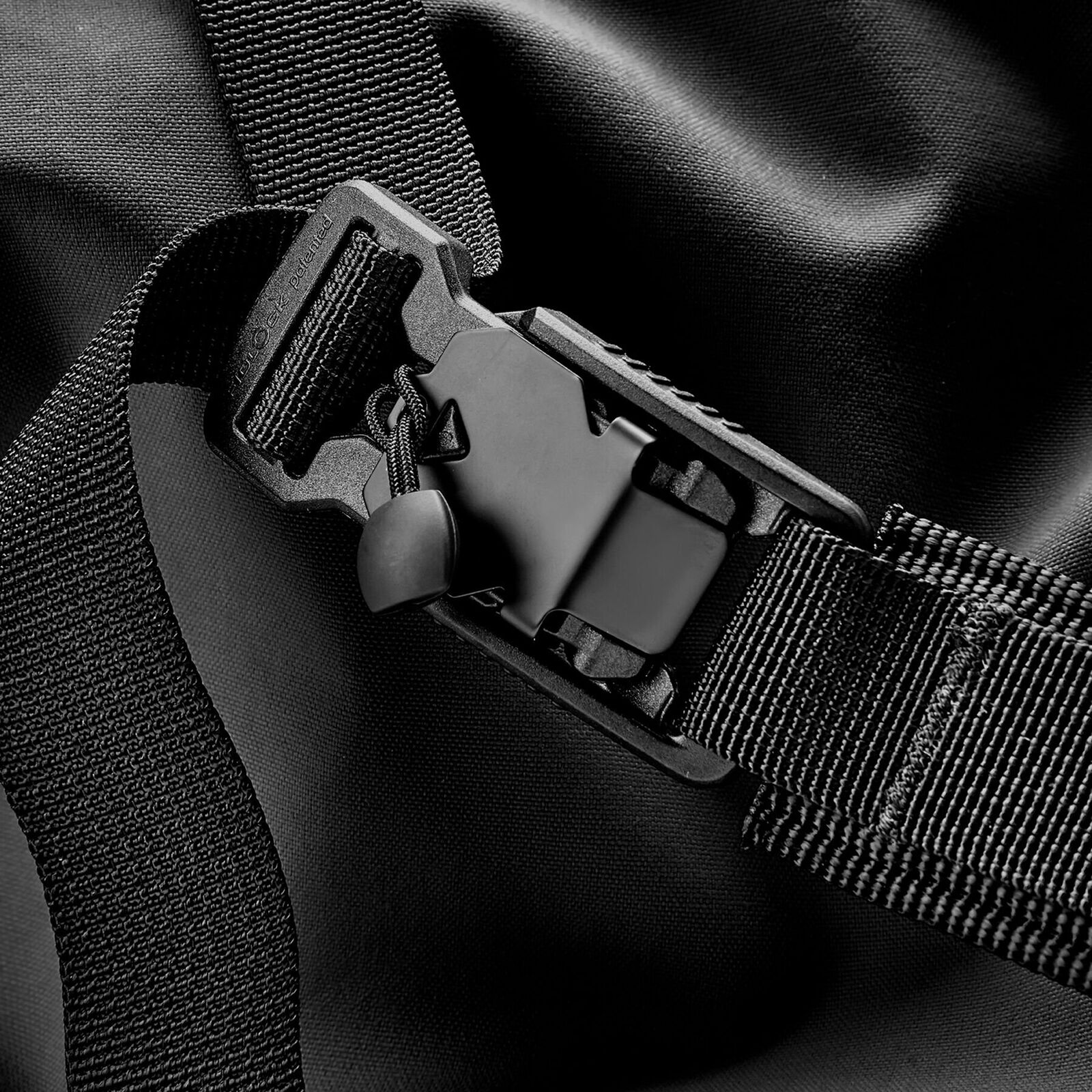 M SHOULDER BAG - hi-res