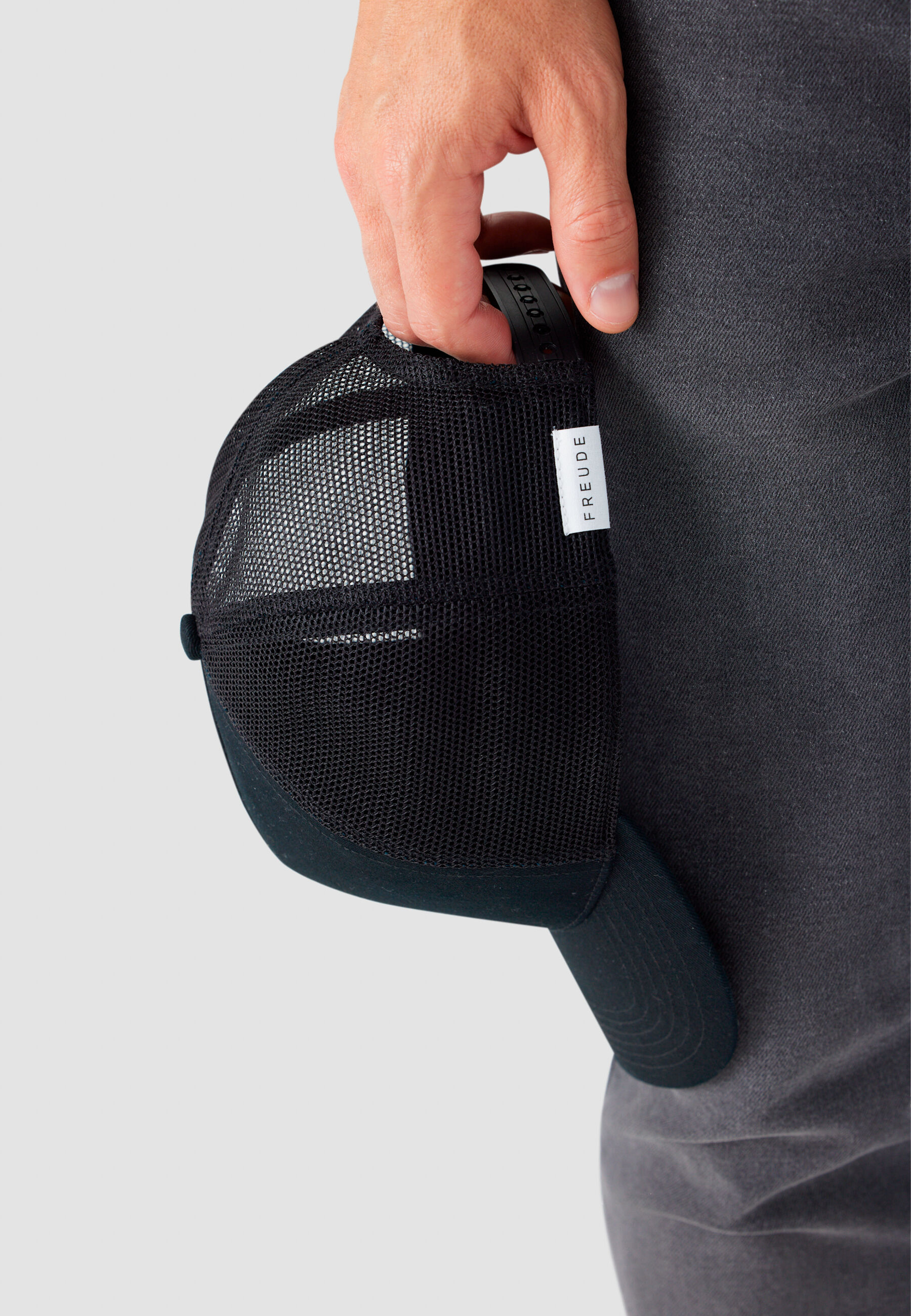 Trucker Cap | BMW Lifestyle Shop
