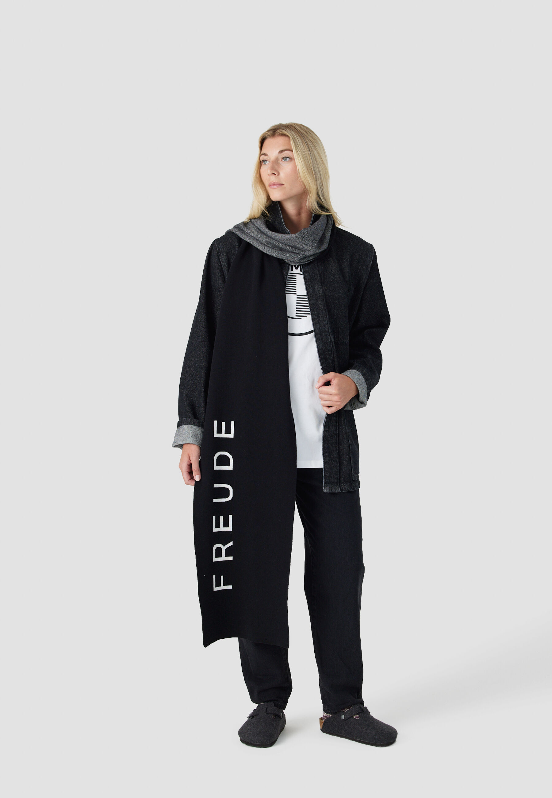 BMW FREUDE Schmaler Schal BMW Lifestyle Shop