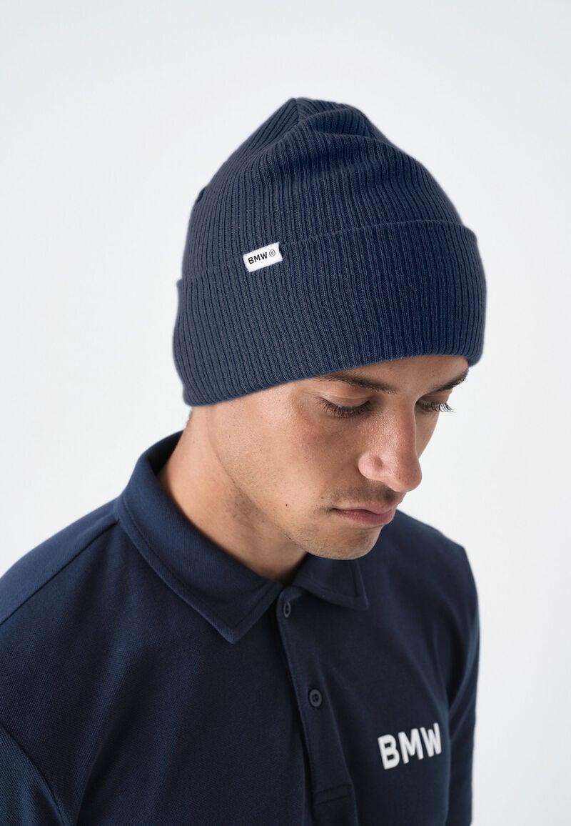 NEUE Klasse Beanie