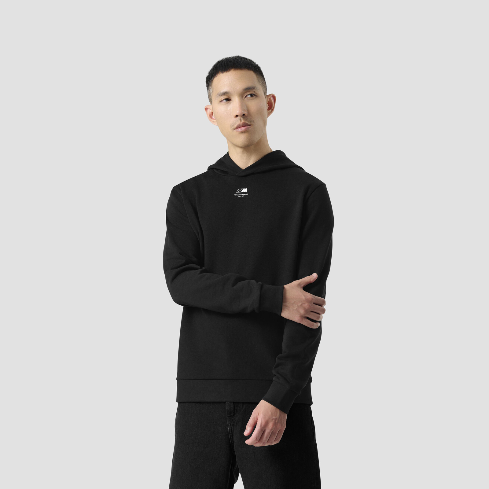 CORE MICRO M HOODIE - model
