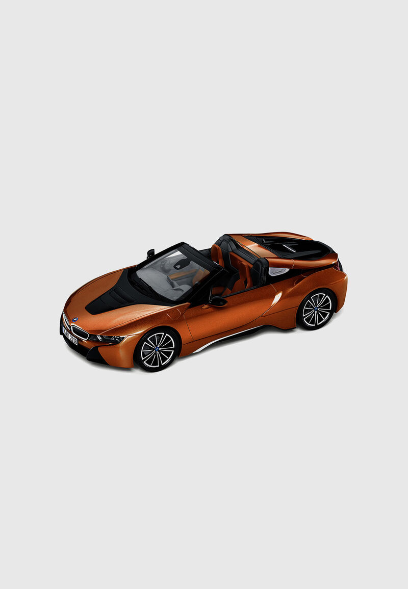 Miniatura del BMW i8 Roadster a 1:43