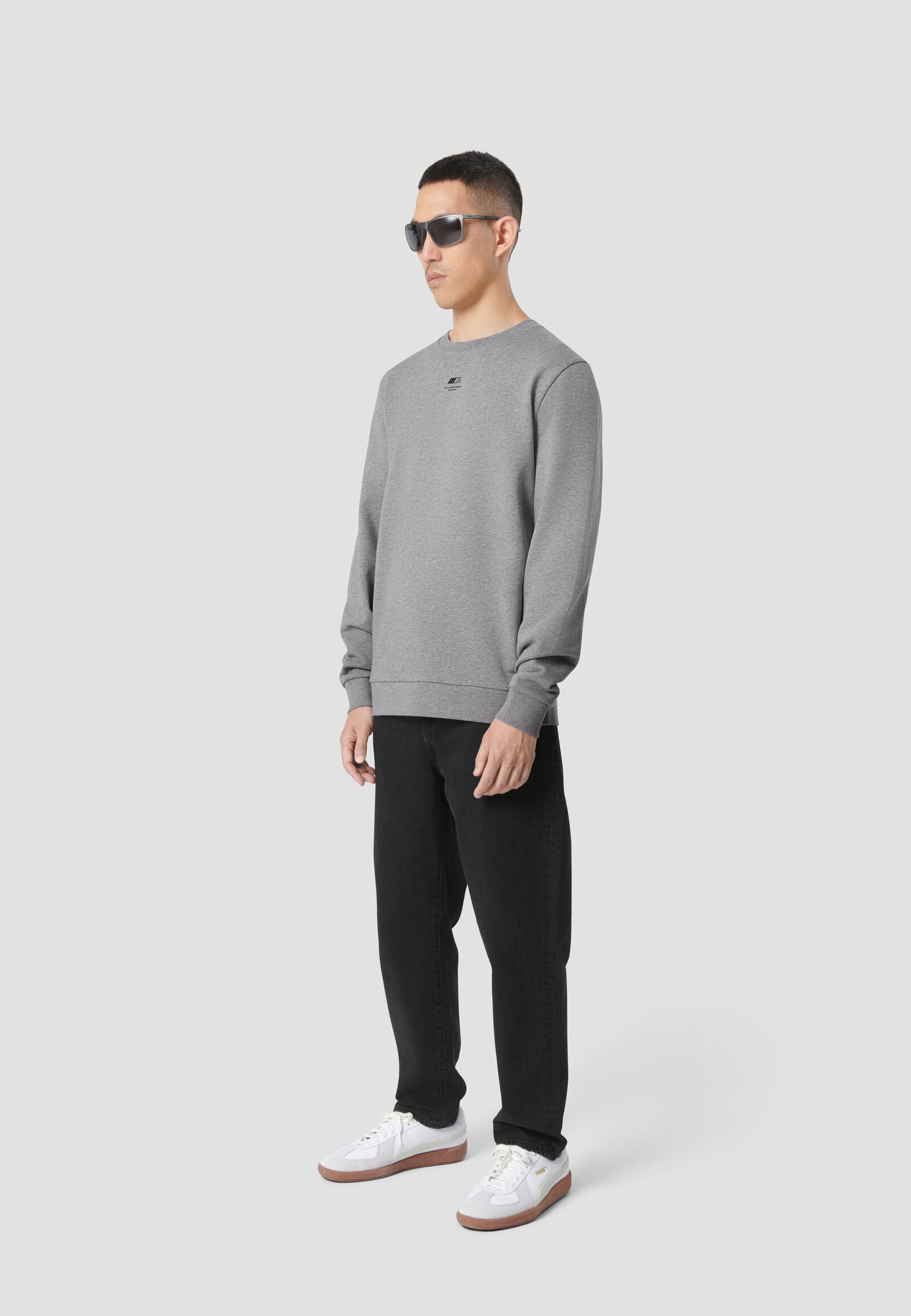 CORE MICRO M SWEAT CREW - model