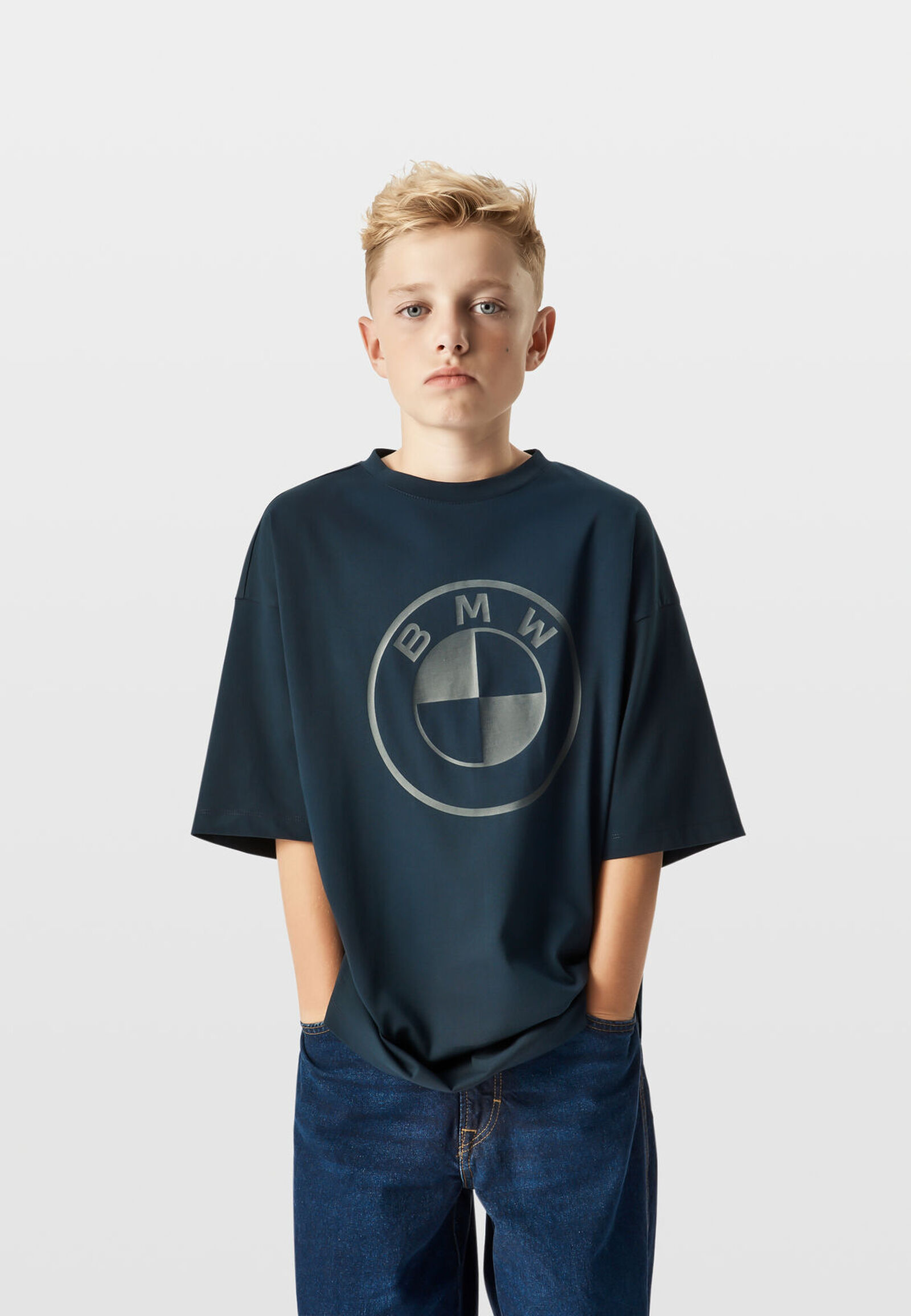TONAL DOT T-SHIRT - model