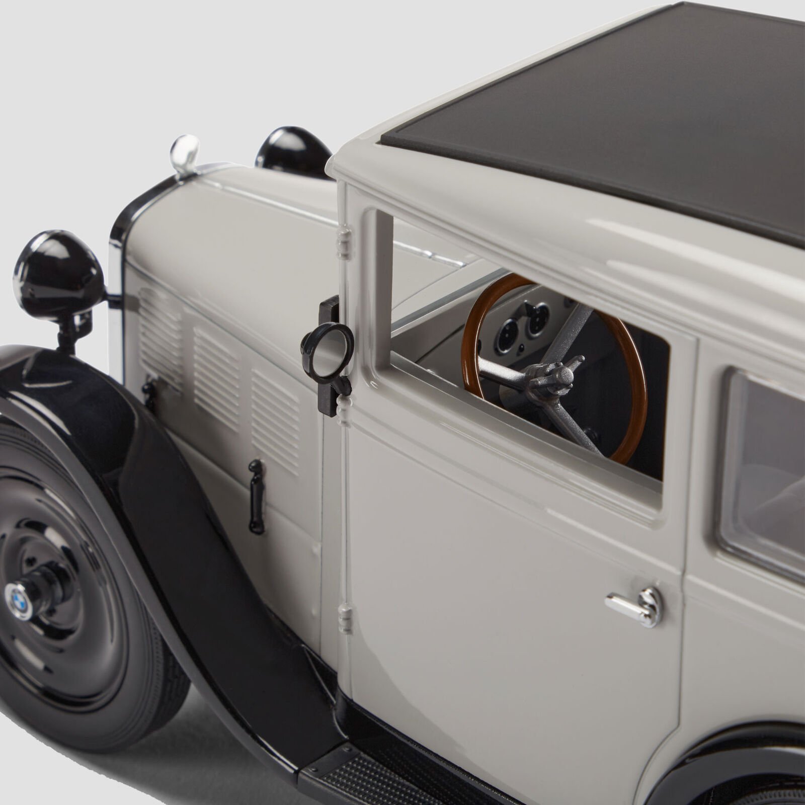 BMW MINIATURE DIXI 1:18 - hi-res