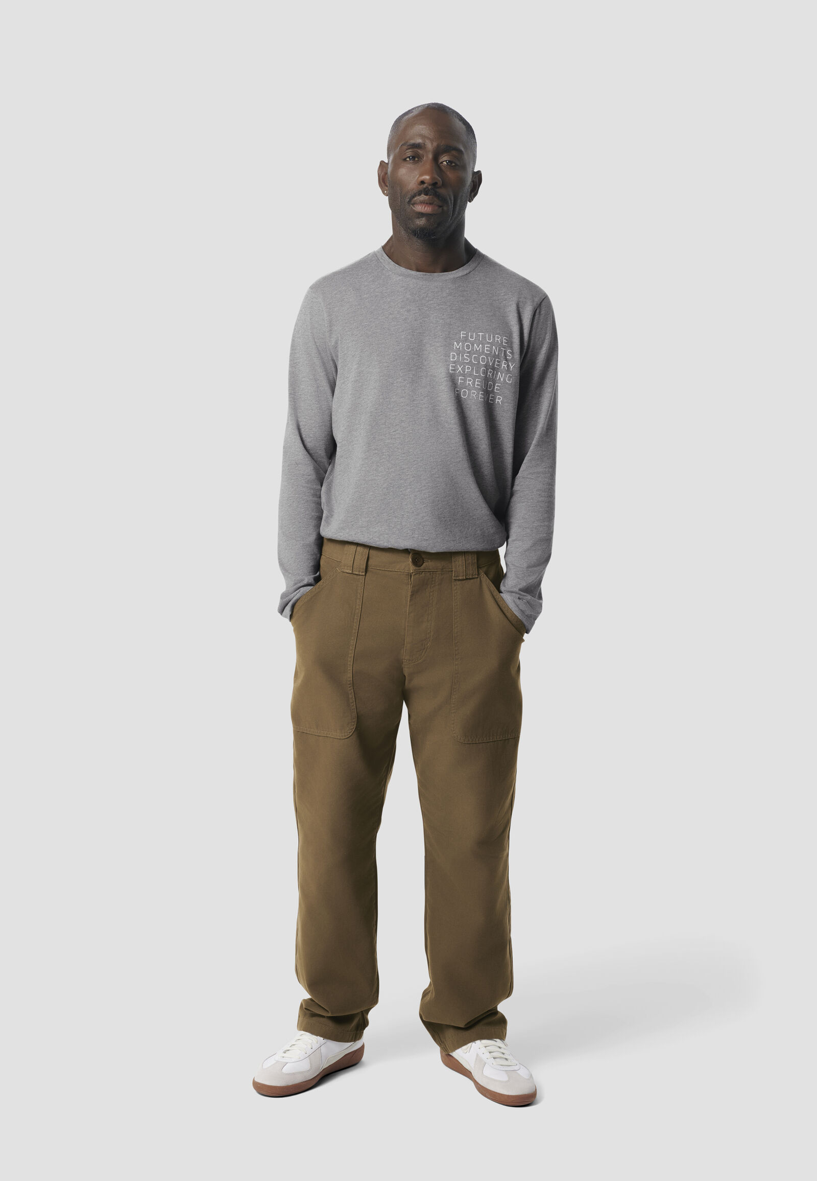 ARC HYBRID PANT - model
