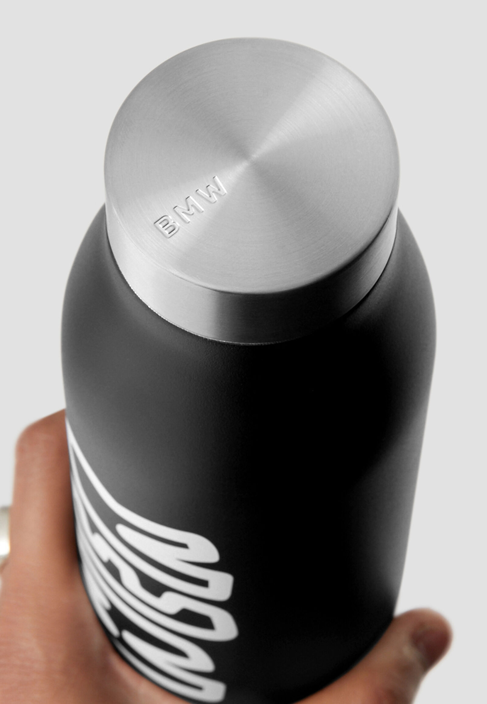 BMW x Michael Wiethaus M Power Bottle - model