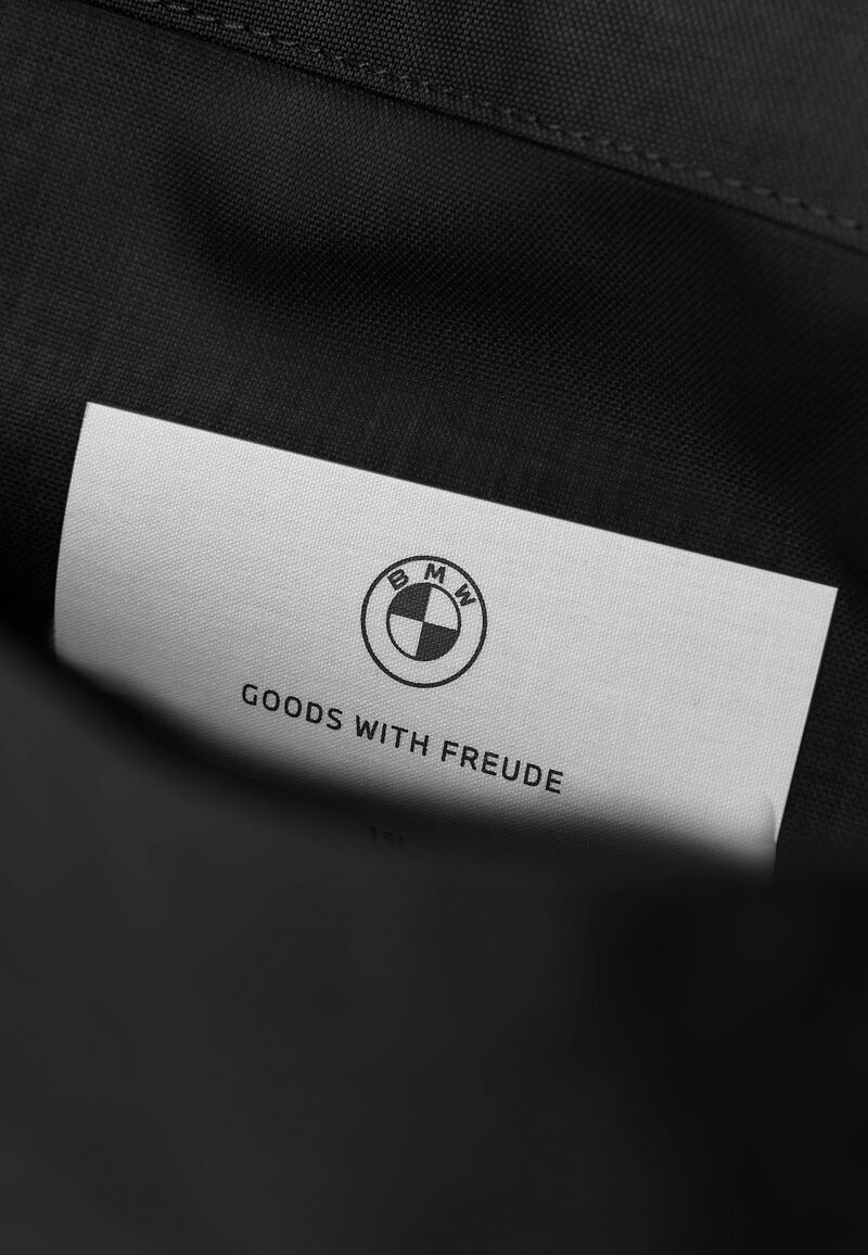 Bolso de hombro BMW con etiqueta