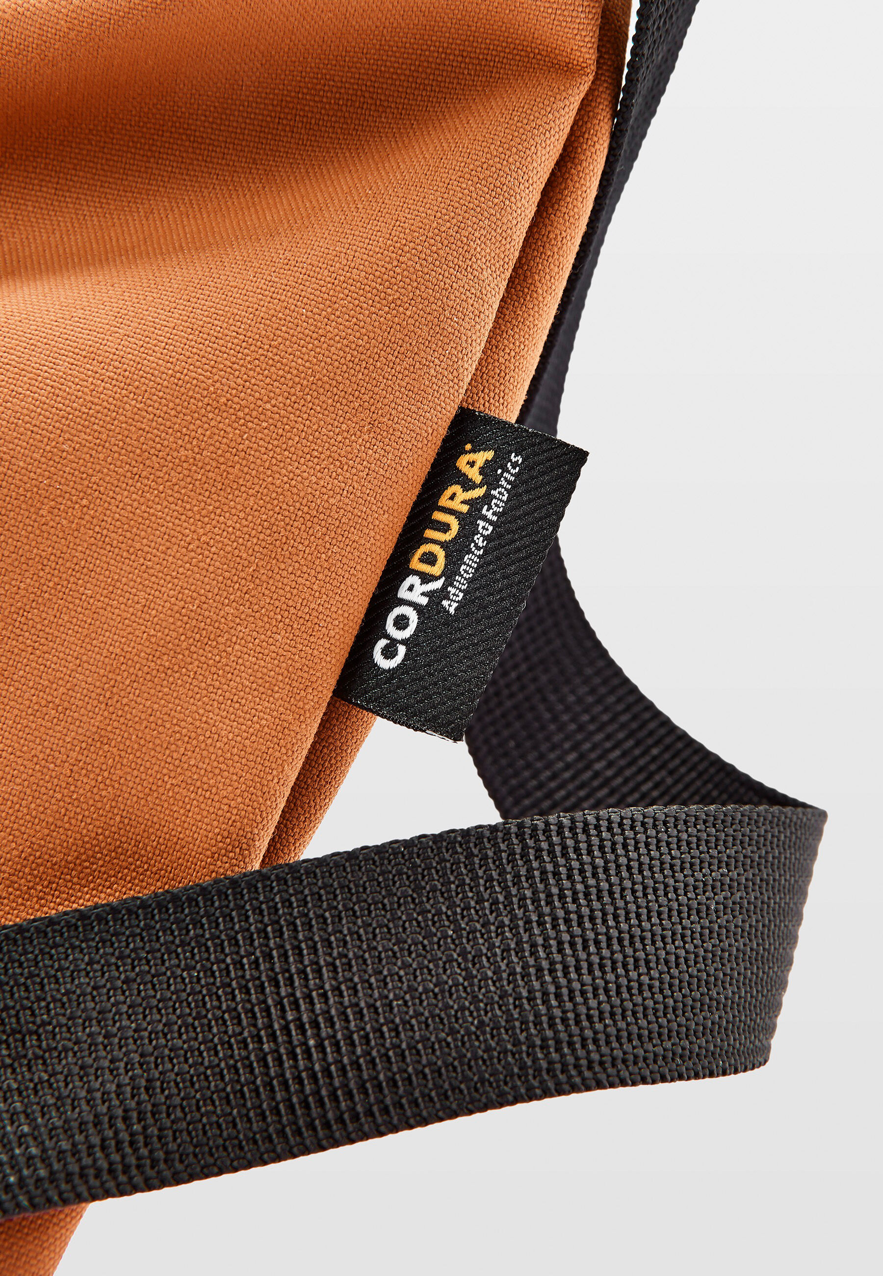 Puma bmw 2025 handbag brown