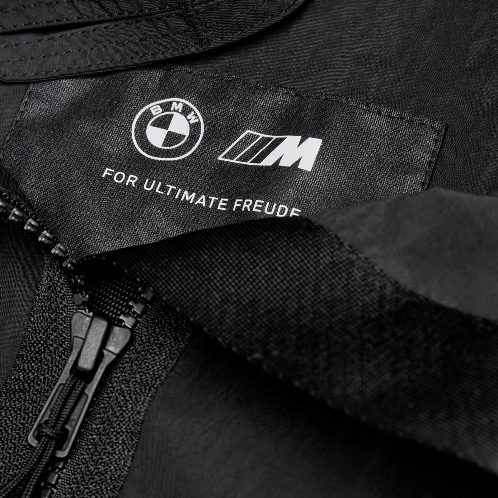 MICRO M TRAVEL JACKET - hi-res