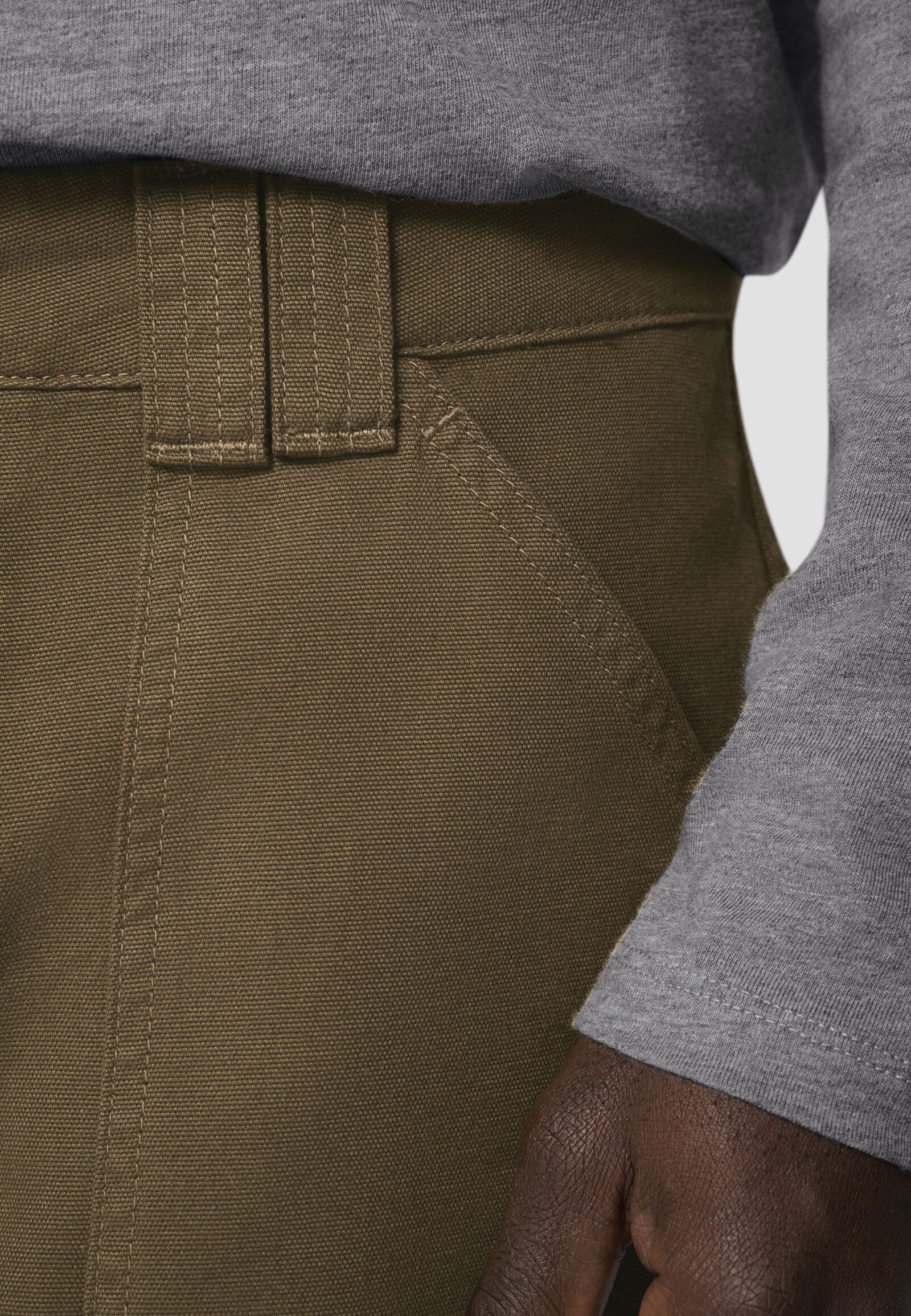 ARC HYBRID PANT - model