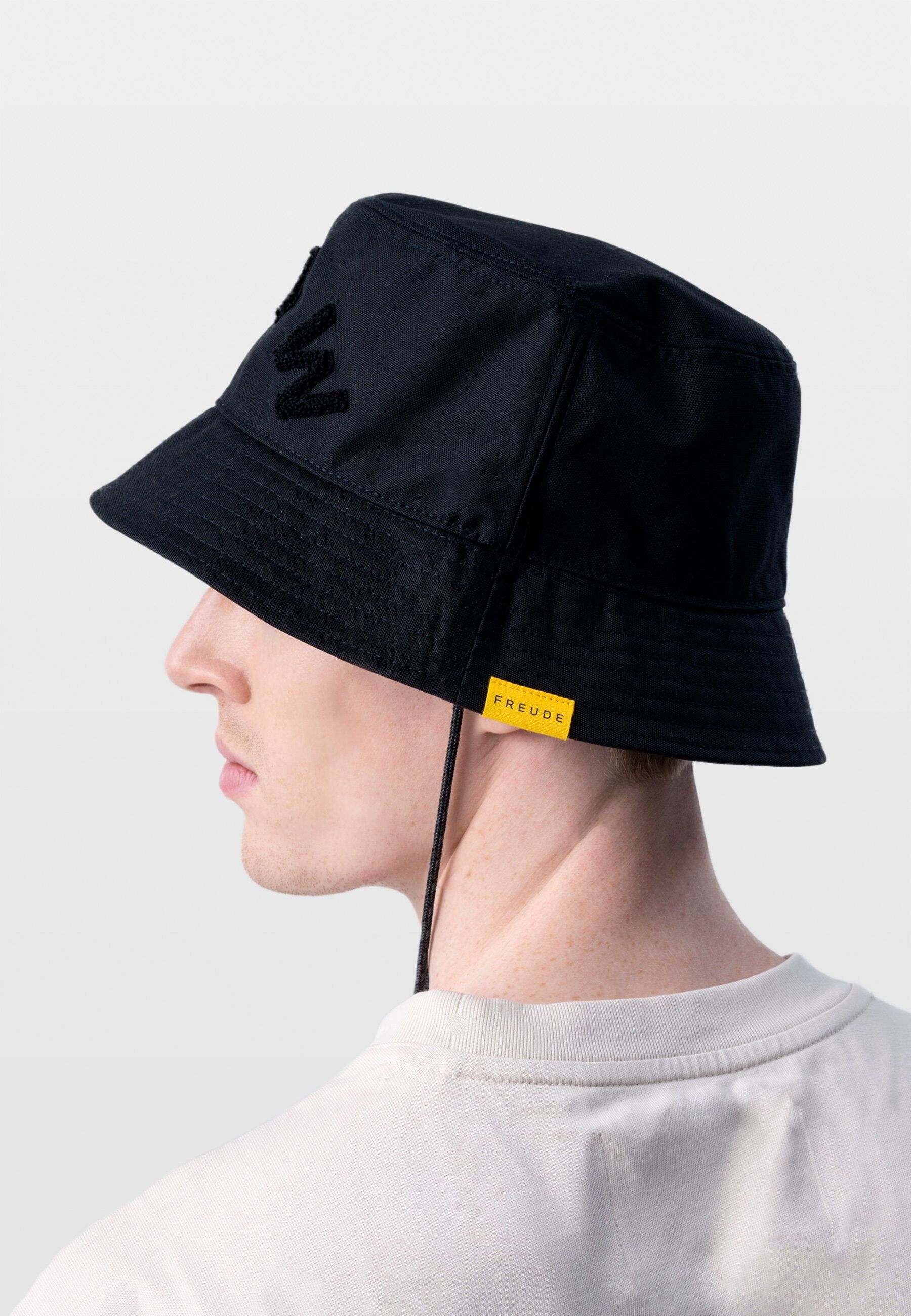 Bmw bucket hat online
