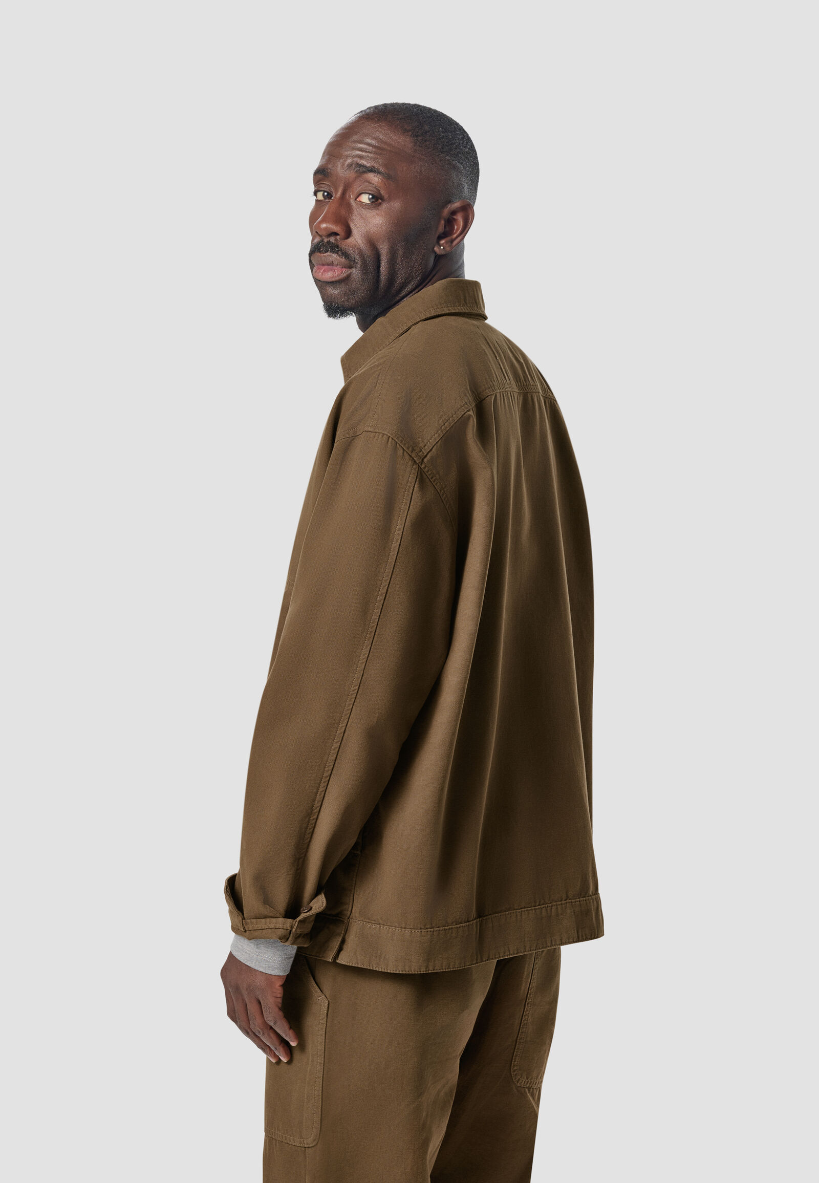 ARC WINTER SHIRT - model