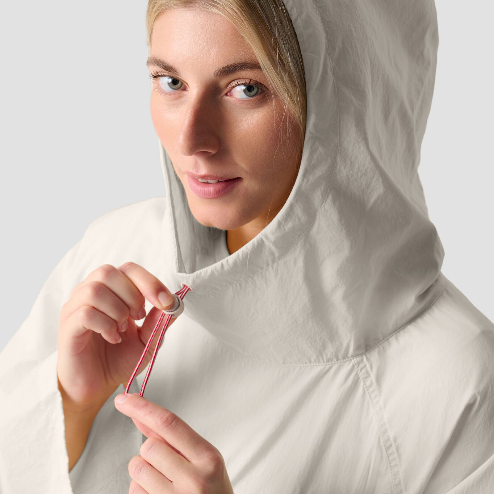 ARC PACKABLE CAGOULE - model