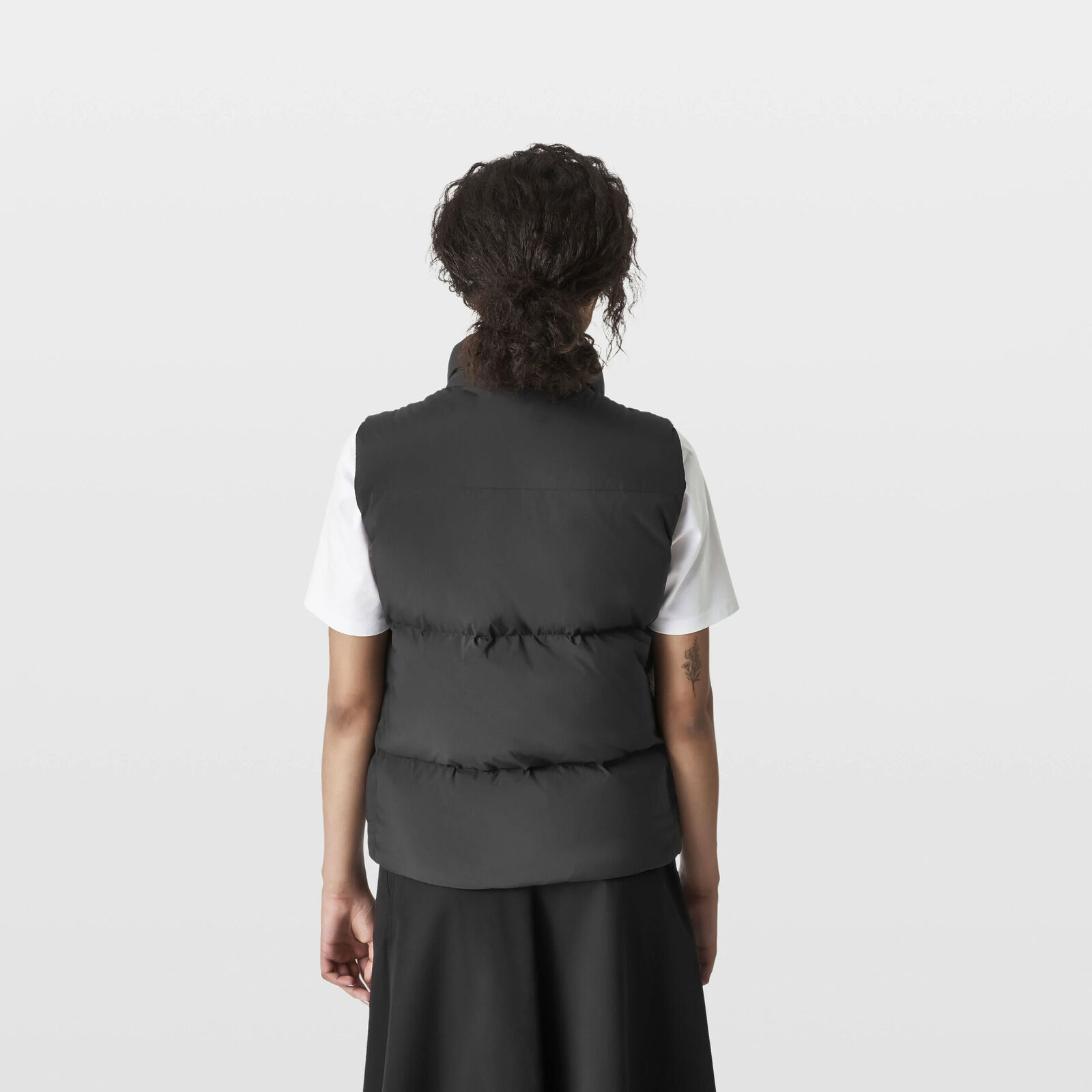 CORE TAG INSULATION GILET - model