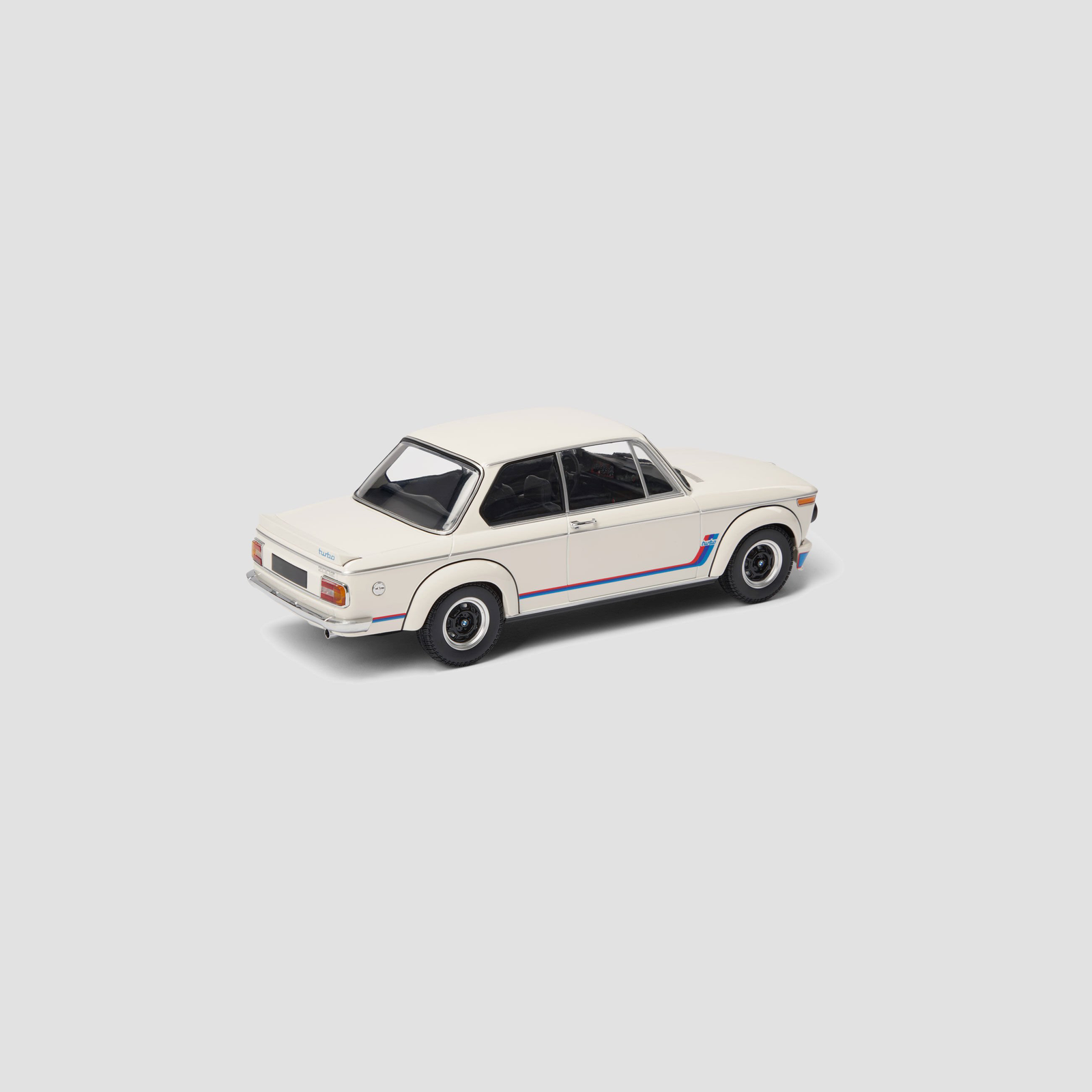 BMW 2002 TURBO 1:18 - hi-res