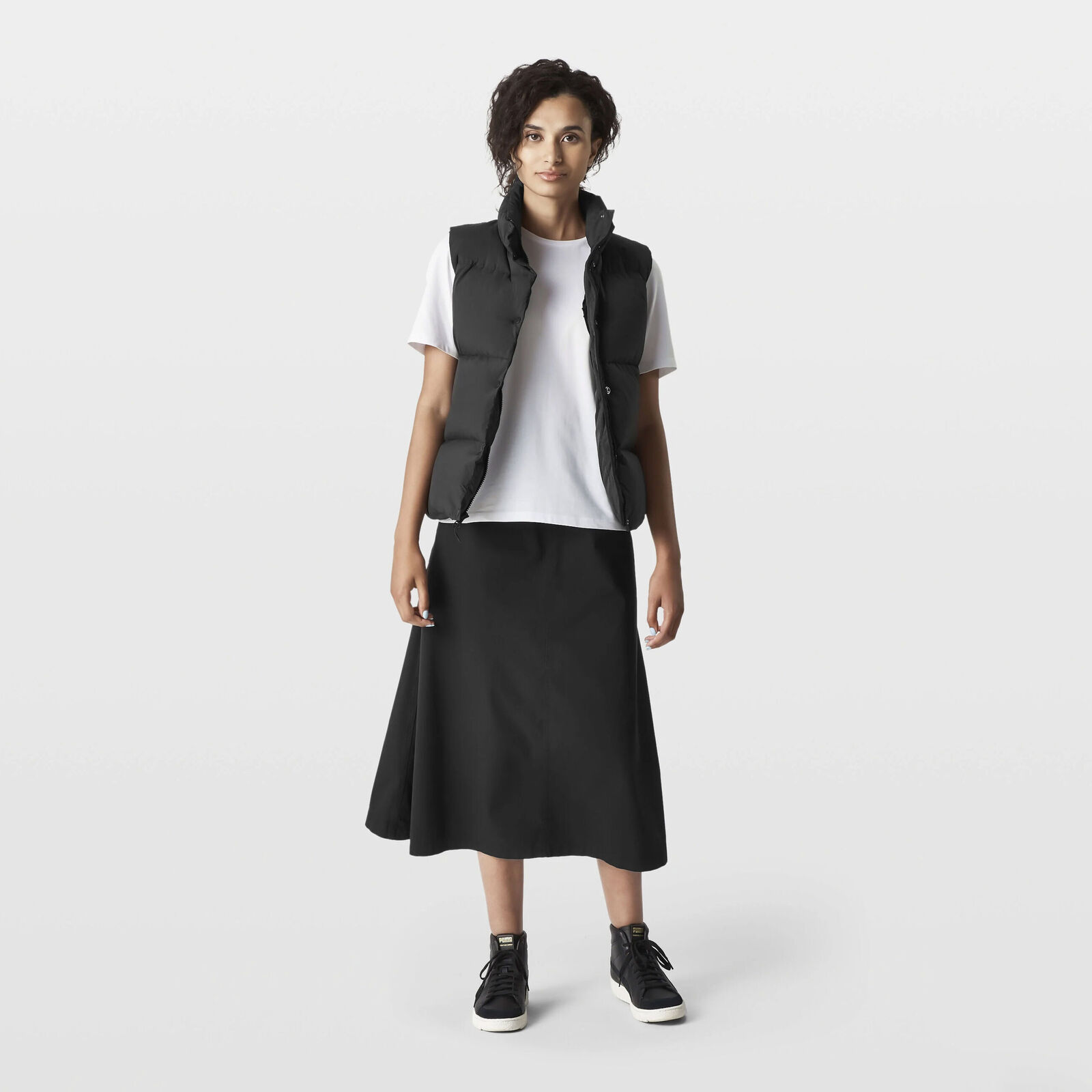 CORE TAG INSULATION GILET - model