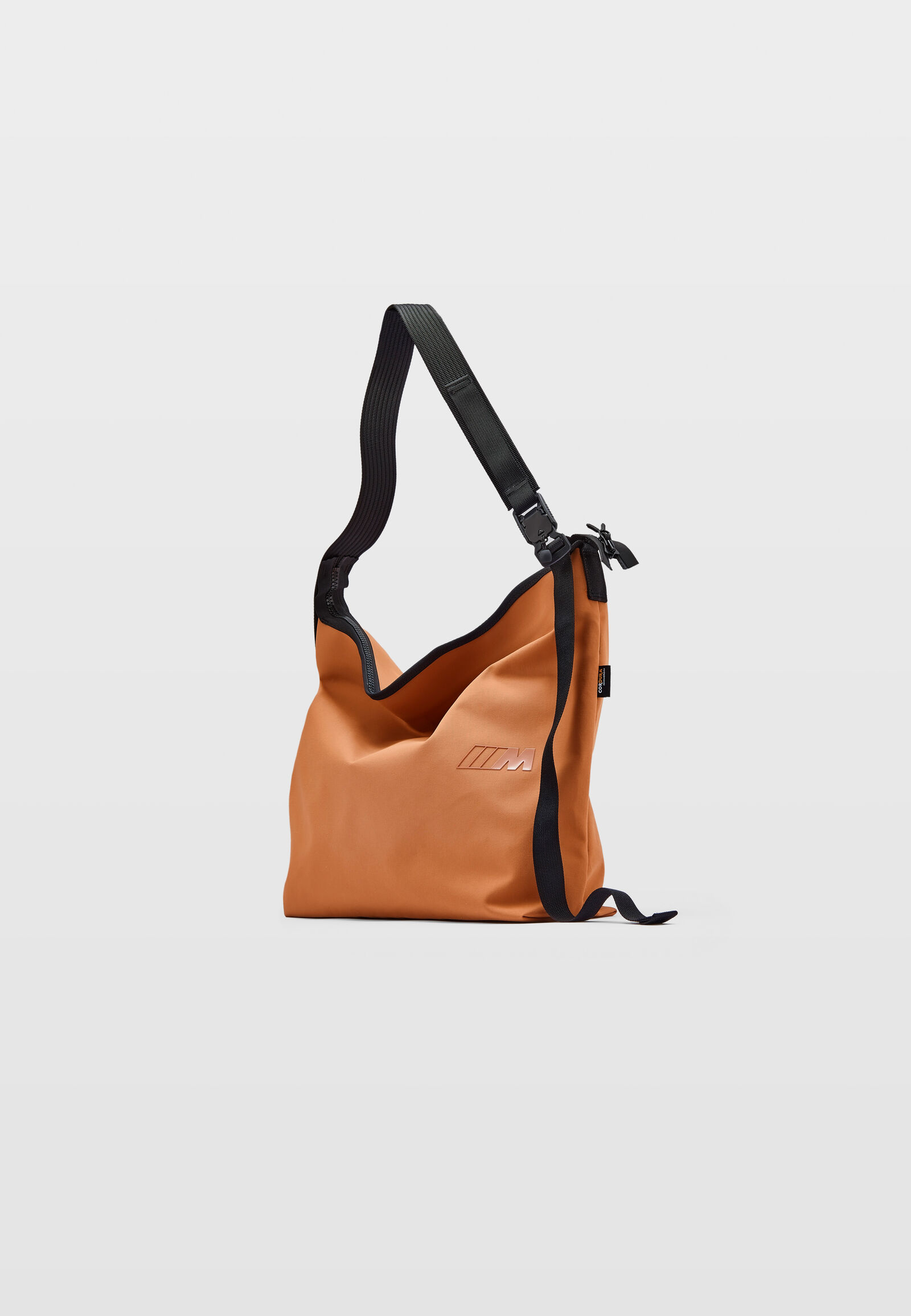 M SHOULDER BAG - hi-res