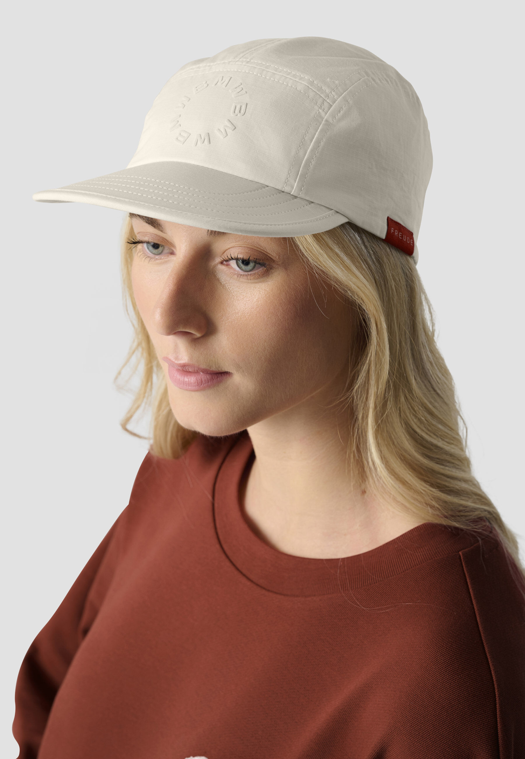 BMW Flat Brim Cap | BMW Lifestyle Shop