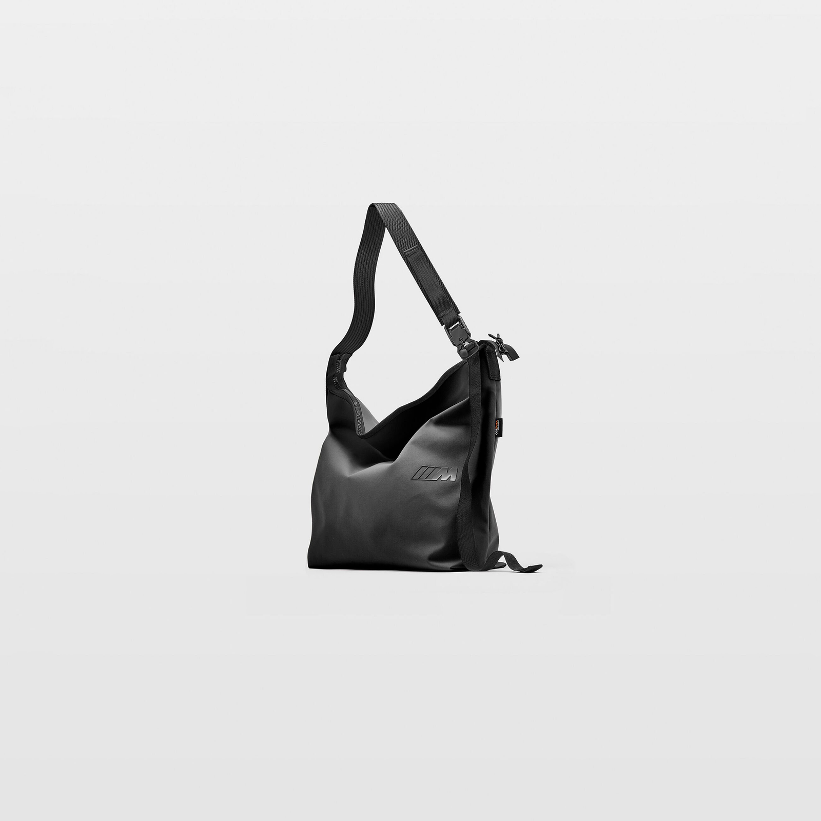 M SHOULDER BAG - hi-res