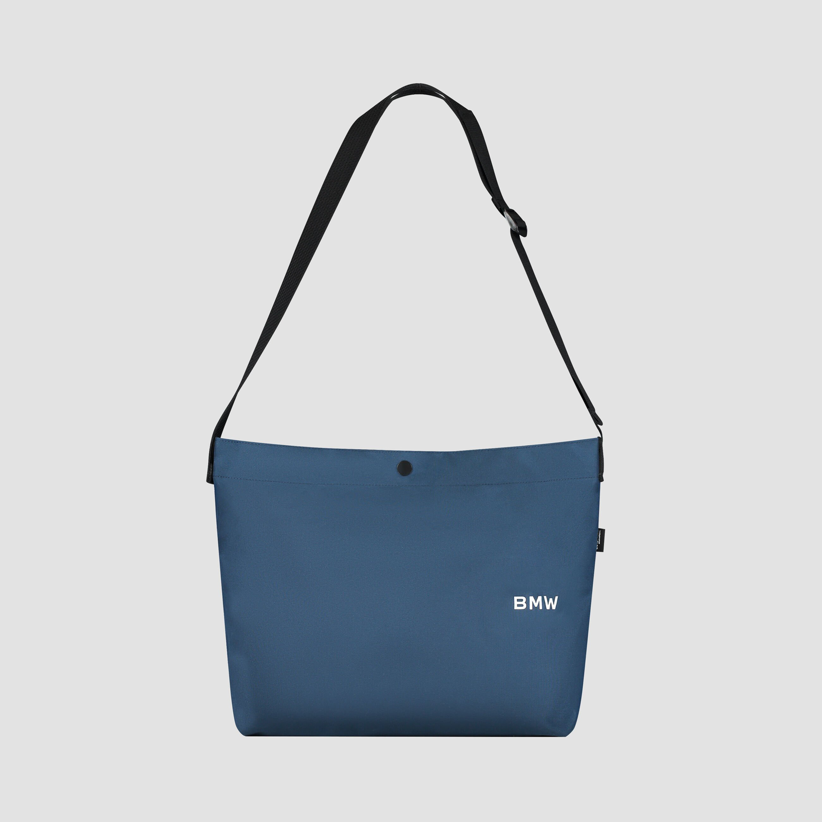 KLASSE SHOLDERBAG - model