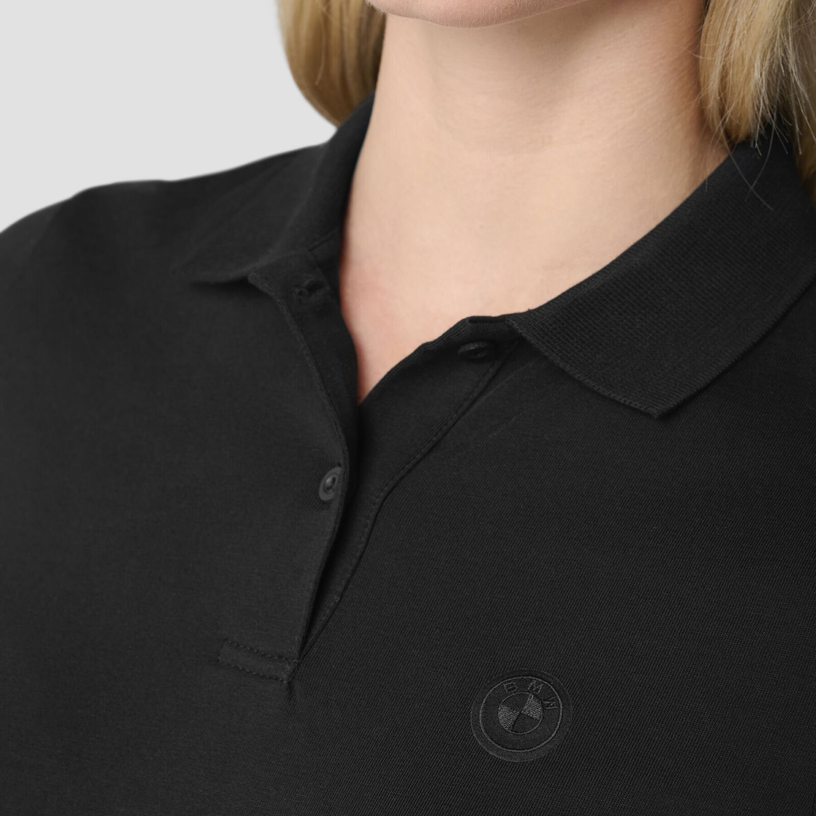 CORE WOMENS MICRO SYMBOL POLO - model