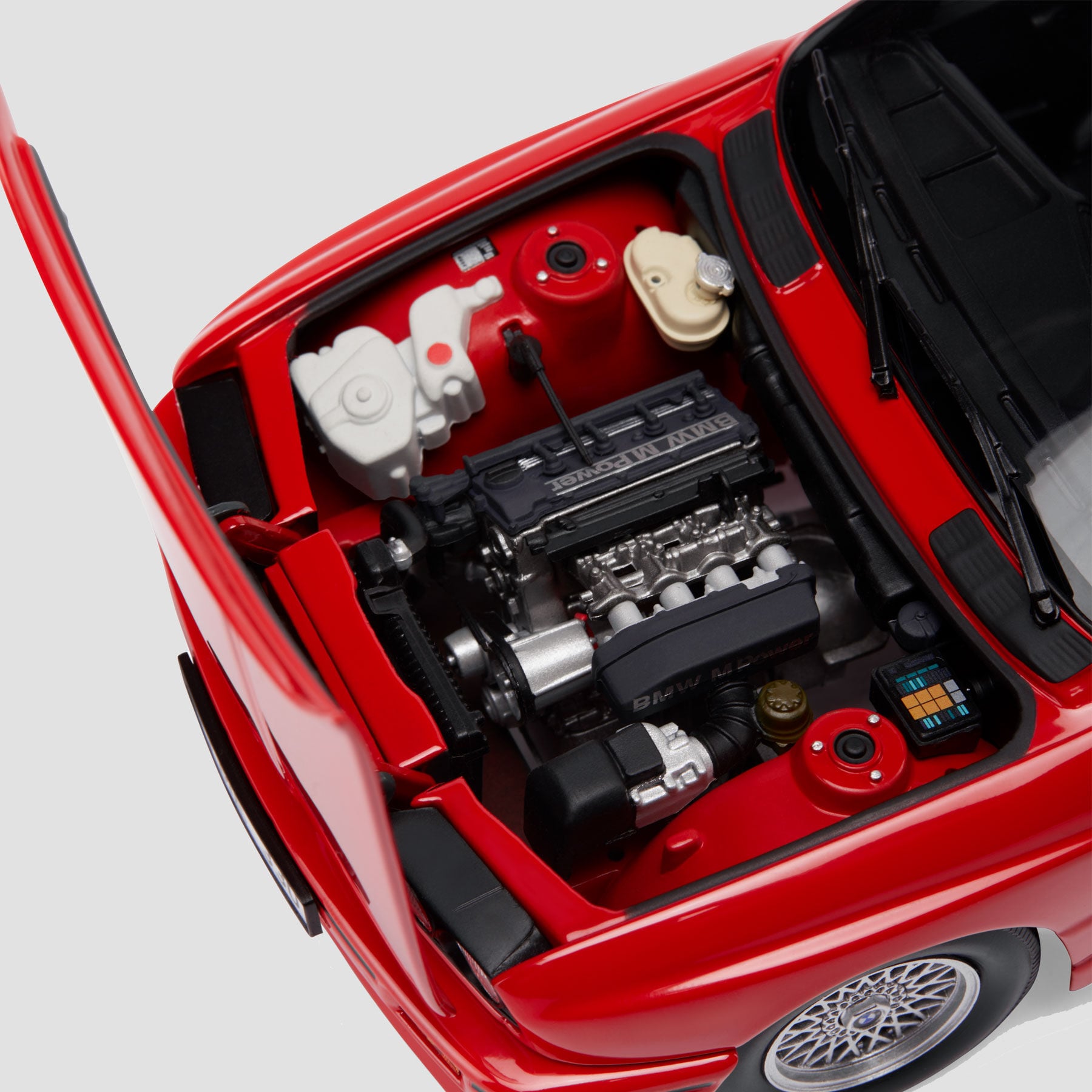 BMW 1:18 BMW M3 (E30) Miniature | BMW Lifestyle Shop