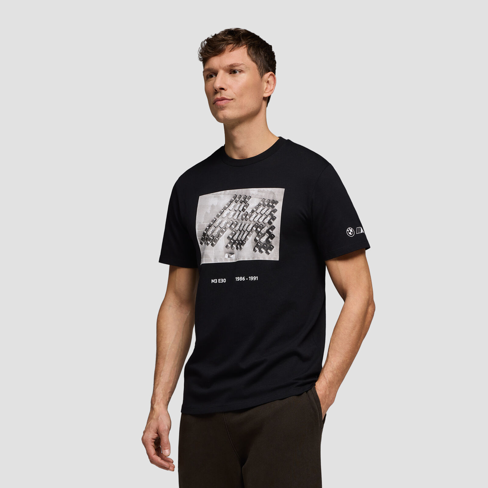 CORE M 40 YRS CAR PARK T-SHIRT - True Black