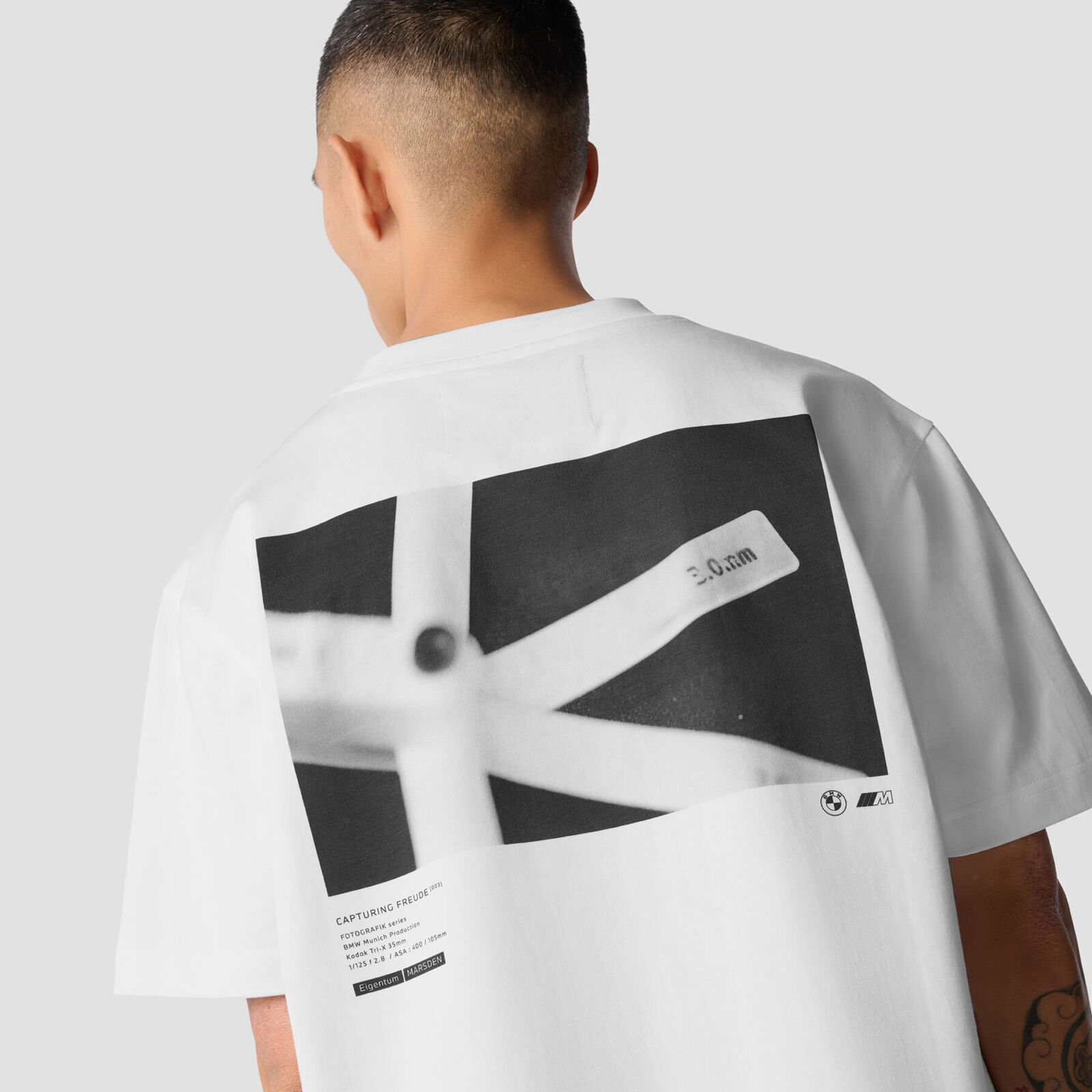 REVERSE M SS OVERSIZED T-SHIRT - white