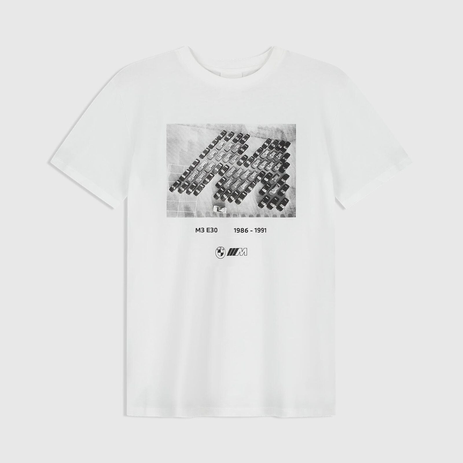 CORE M 40 YRS CAR PARK T-SHIRT - True White