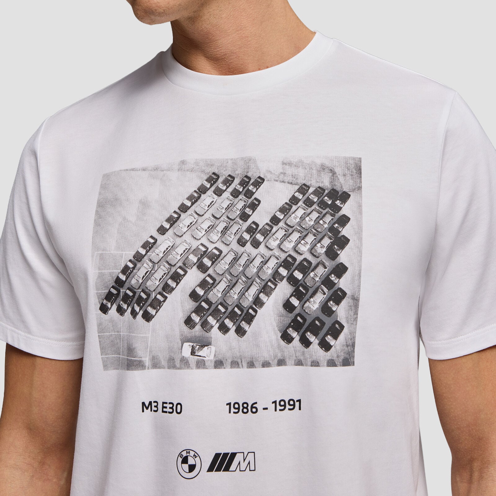 CORE M 40 YRS CAR PARK T-SHIRT - True White